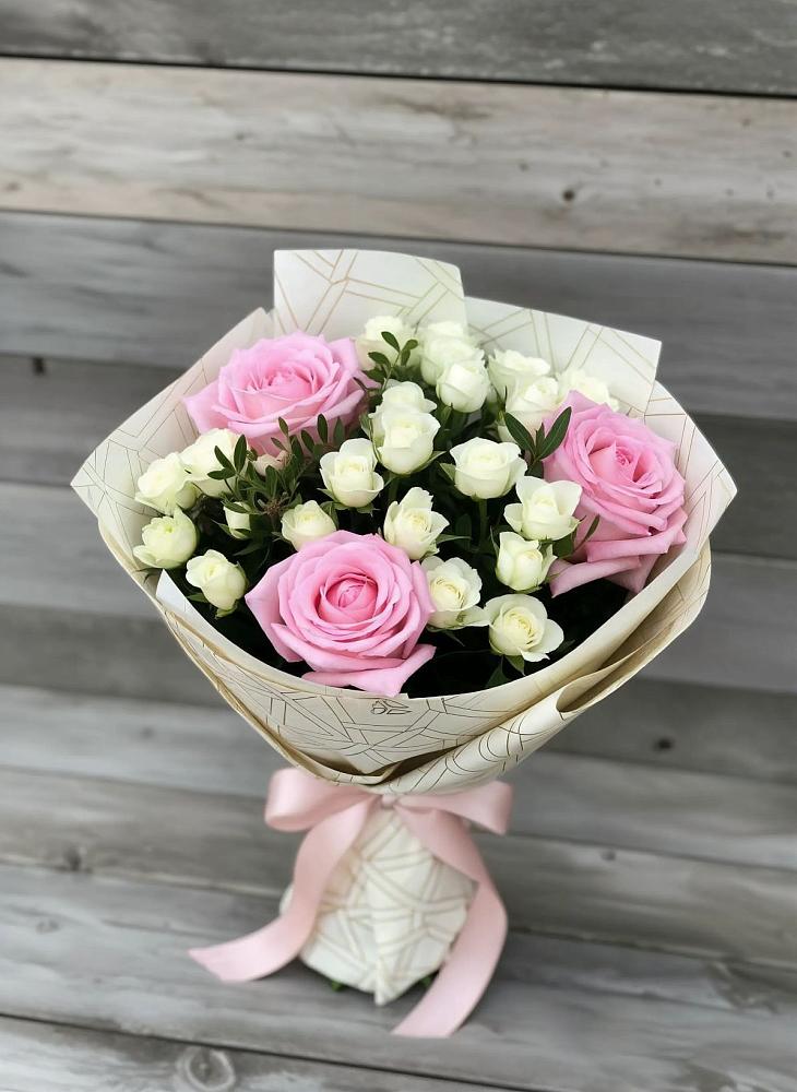 Букет цветов из: Розы в Новые Лапсары