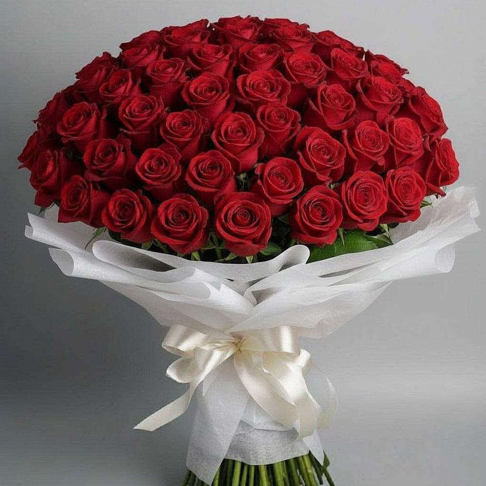 Букет 101 Красная роза Блэк Мэджик в Новые Лапсары