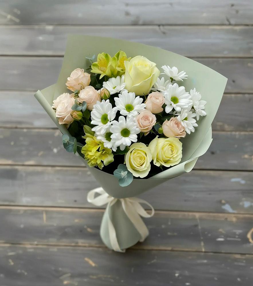 Букет цветов из: Альстромерии, Розы и Хризантемы в Новые Лапсары