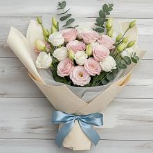 Букет цветов из:  Лизиантусы в Новые Лапсары