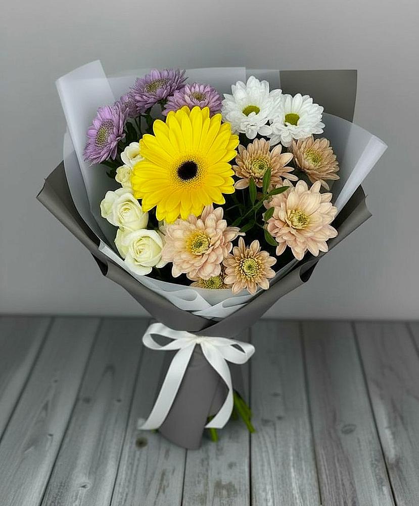 Букет цветов из: Розы, Герберы и Хризантемы в Новые Лапсары