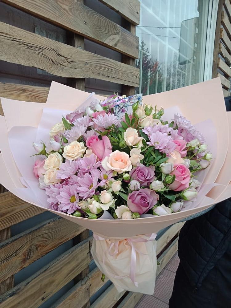 Букет цветов из: Розы и Хризантемы в Новые Лапсары