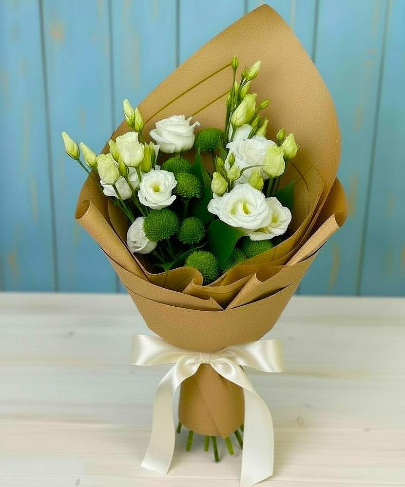 Букет цветов из: Хризантемы и Лизиантусы в Новые Лапсары