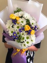 Букет цветов из:  Ирисы, Хризантемы и Розы #REPLACE_PRED# Новые Лапсары