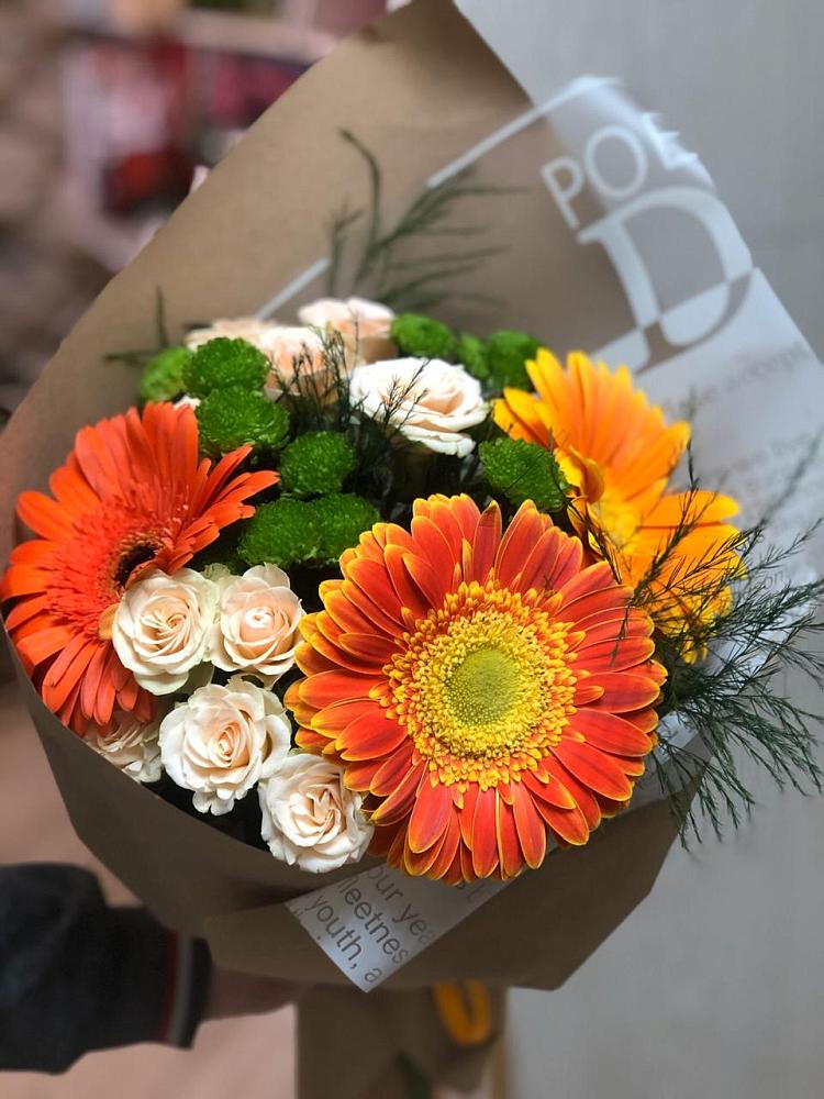 Букет цветов из: Герберы, Хризантемы и Розы в Новые Лапсары