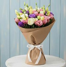 Букет цветов из:  Лизиантусы в Новые Лапсары